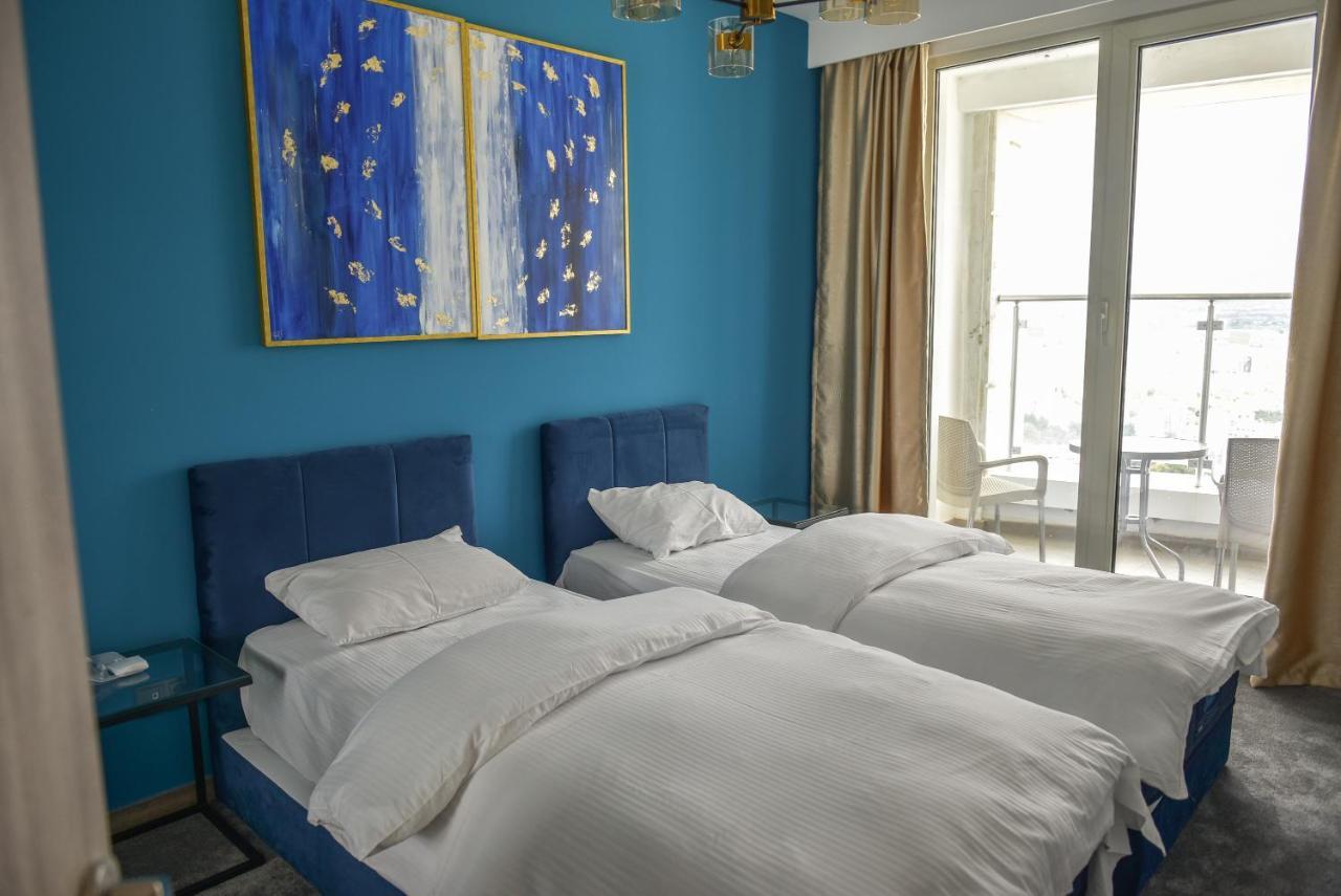 Sky Deluxe 3 Fitness & Spa Скопье Экстерьер фото