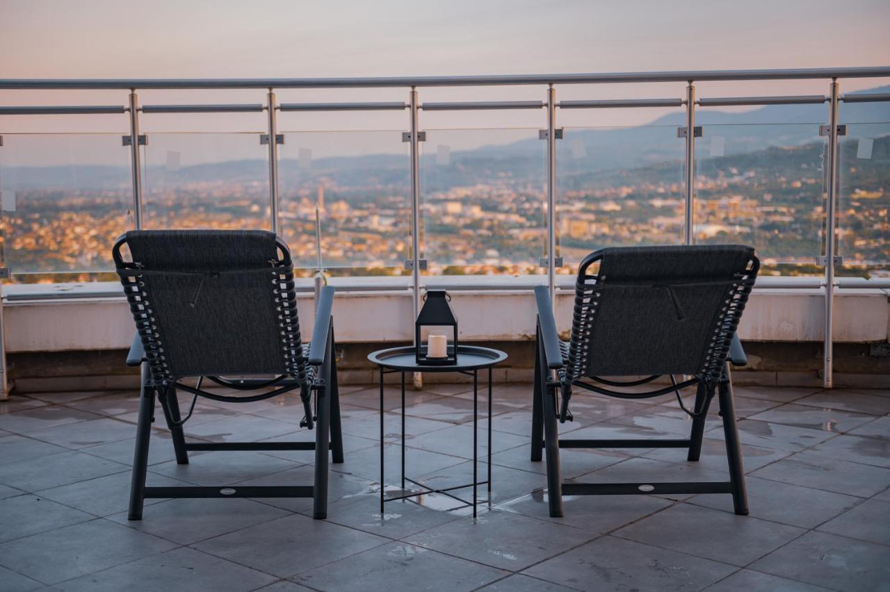 Апартаменты Sky Deluxe 3 Fitness & Spa Скопье Экстерьер фото